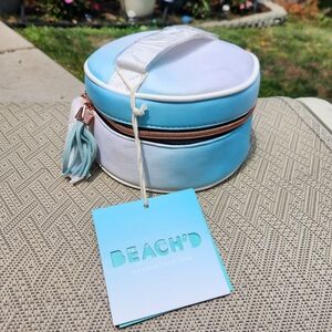Beach'd Round Ombre Cosmetics Accessories Bag - NWT